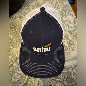 Southern New Hampshire University (SNHU) trucker style hat — VINTAGE!
